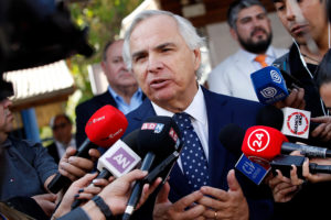 Gobierno se desmarca de la UDI y dice tener 