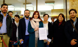 Frente Amplio acudió a Contraloría por viaje de hijos de Presidente Piñera a China