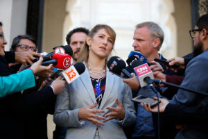 Extenderán vigencias de pasaportes y cédulas vencidas de venezolanos