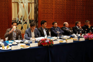 De Camila Vallejo a Ana María Gazmuri: políticos y actores transforman en TT #LosNiñosPiñeraPrimero por viaje a China