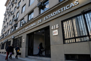 Sueldos reales crecieron 2,1% en febrero 2019 según el INE