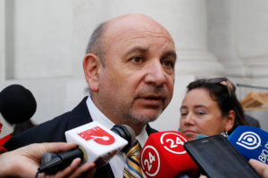 Diputado Castro critica 