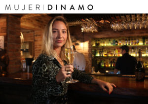 En la barra con Karin Von Mühlenbrock