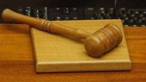 Allanaron oficinas de abogados investigados por corrupción en la Corte de Rancagua