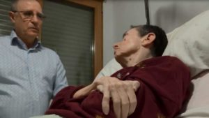 VIDEO | “Te voy a prestar mis manos”: grabó la muerte asistida de su esposa con esclerosis múltiple y fue detenido