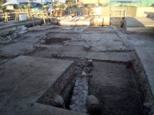 FOTOS | Encuentran osamentas humanas en construcción de nueva estación del Metro en Quilicura