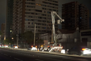 Enel: aún quedan 11.950 clientes sin servicio eléctrico en la Región Metropolitana