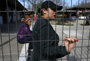Forman mesa de trabajo por niños que conviven con sus madres en prisión