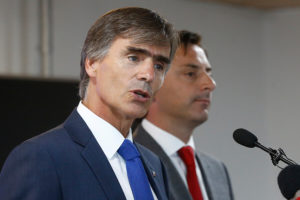 Valente y nueva alza de las bencinas: 