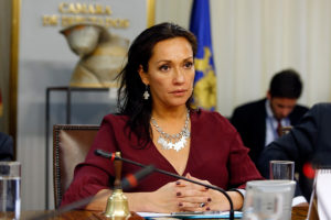 Diputada Marisela Santibáñez habla de los costos de su operación por tener Fonasa y responde críticas por sus licencias