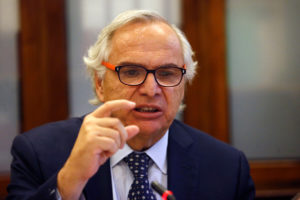 Chadwick sale en defensa de director de la PDI: 