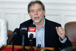Senador Girardi recibió el Premio Ciencia de la Paz por Ley de Etiquetado
