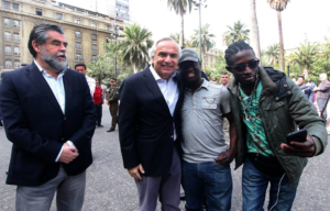 Chadwick junto a Ubilla dieron inicio a fiscalización de extranjeros irregulares