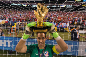 La publicación de Claudio Bravo tras polémica por su ausencia en la Roja para Copa América