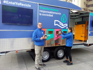 “Retruck”: el primer punto móvil de reciclaje electrónico de Chile se hizo presente en Providencia