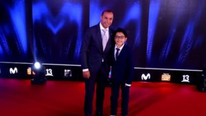 Marcelo Díaz y Claudio Bravo dijeron presente en alfombra roja de 