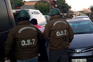OS7 detuvo a tres personas que traficaban éxtasis en el Costanera Center
