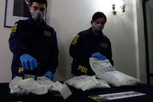 Aumentan detenidos por transporte de droga en aeropuerto de Chacalluta