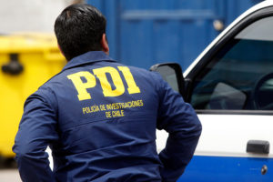 Detienen a profesor acusado de almacenar y distribuir pornografía infantil