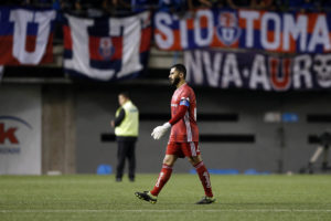 VIDEO | CDF capta las palabras desesperadas de Johnny Herrera rumbo al camarín tras nueva derrota de la 