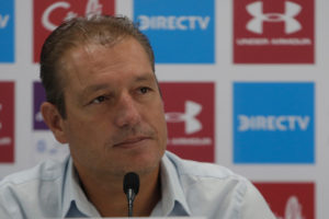 Buljubasich y retener a Edson Puch: “Hay que ser responsables con las finanzas”