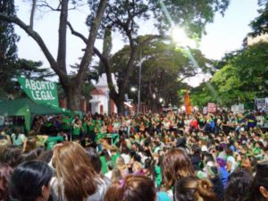 Argentina: presentaron un nuevo proyecto de aborto en plena campaña presidencial