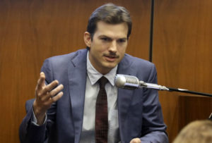 Ashton Kutcher testificó en juicio por el brutal asesinato de una amiga