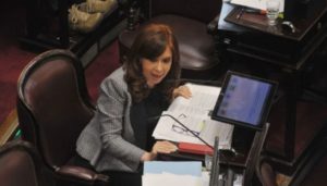 Instituto O'Higginiano pidió que carta de San Martín a O'Higgins que tenía Cristina Fernández vuelva a Chile