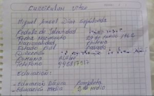 La historia del currículum escrito a mano que conmovió en redes sociales
