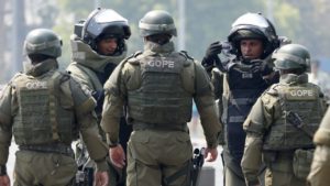 Carabineros se movilizó por dos extintores abandonados en oficina del SII en Providencia