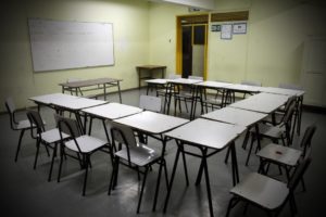 Superintendencia de Educación detectó a cuatro condenados por abusos trabajando en colegios