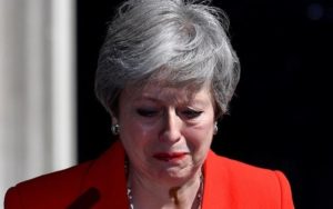 Unión Europea afirmó que renuncia de Theresa May 