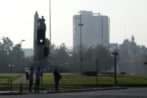 Intendencia declaró sexta alerta ambiental para este miércoles en la Región Metropolitana