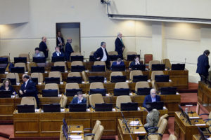 Proyecto propone aumentar sesiones del Congreso para agilizar tramitación de leyes