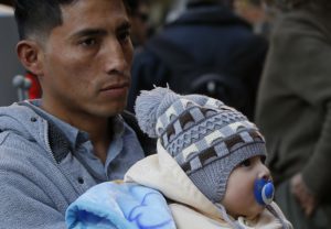 VTR se convierte en la primera empresa chilena en dar 8 semanas de postnatal para hombres