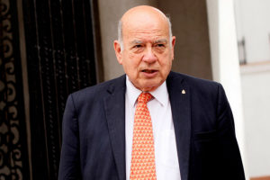 Insulza responsabilizó al Gobierno por migrantes que quedaron varados en Chacalluta