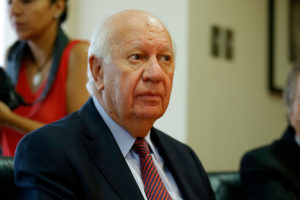 Ricardo Lagos llamó a las Fuerzas Armadas de Venezuela a 