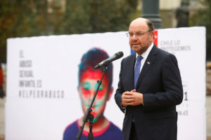 Ministro Moreno pidió informe a Conadi por compra de tierras del hijo de Pablo Longueira