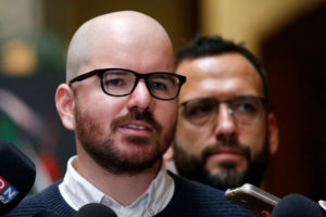 Premio Nobel sale a responderle a Giorgio Jackson por 