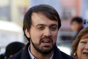 Sharp anuncia que Historia y Educación Física seguirán siendo obligatorias en Valparaíso