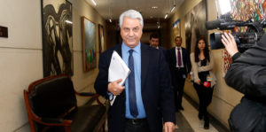 El incansable conteo del diputado Naranjo para que Piñera responda por su 