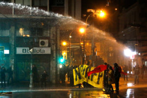 FOTOS | Cuenta Pública: se registraron los primeros incidentes en Valparaíso