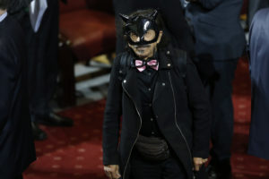 José Antonio Kast barre con Florcita Alarcón por su atuendo en la Cuenta Pública 2019: 