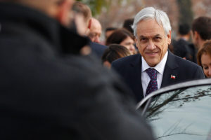Piñera fue citado a declarar a Juzgado de Pucón por su propiedad en Lago Caburgua