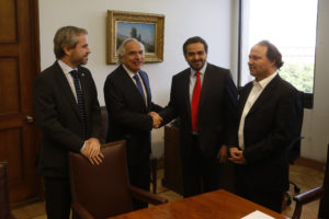 Chadwick y reunión con Senado: 