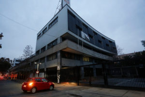 Joven quedó con quemaduras tras manipular una bomba molotov en el Instituto Nacional