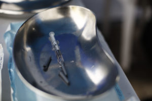 Corte ordena a Fonasa a financiar droga que cuesta US$125.000 por inyección