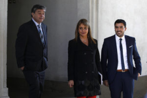 Máximos dirigentes de la UDI se reúnen con Piñera y dan por superada la polémica