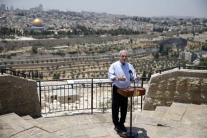 Piñera anunció en Jerusalén que embajada de Chile en Israel seguirá en Tel Aviv