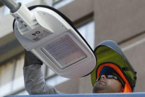 Tres comunas arriesgan multa de más de $588 millones por contaminación lumínica